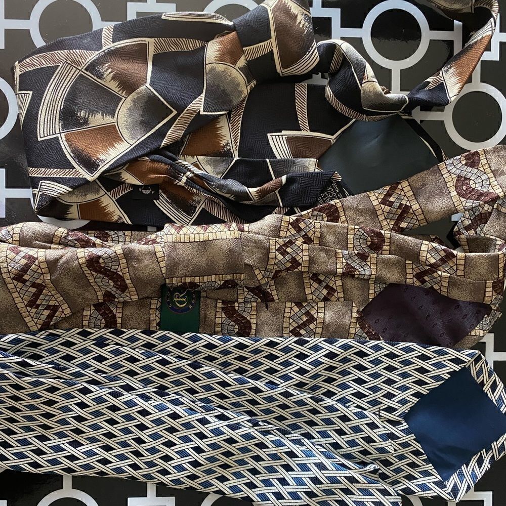 Bundle of 3 Neckties  - Picture 5 of 6
